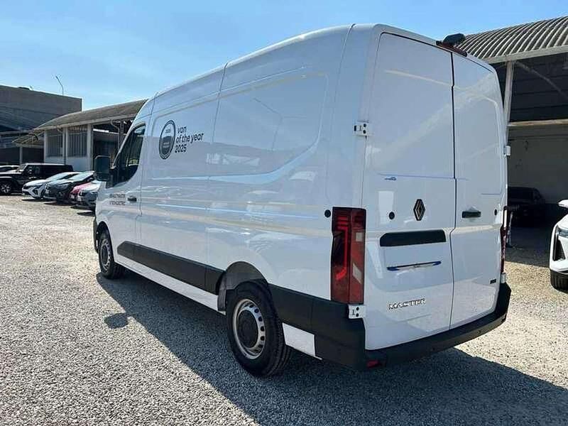Usata Renault Master 42 kW (58 CV) 2025 Other Monovolume