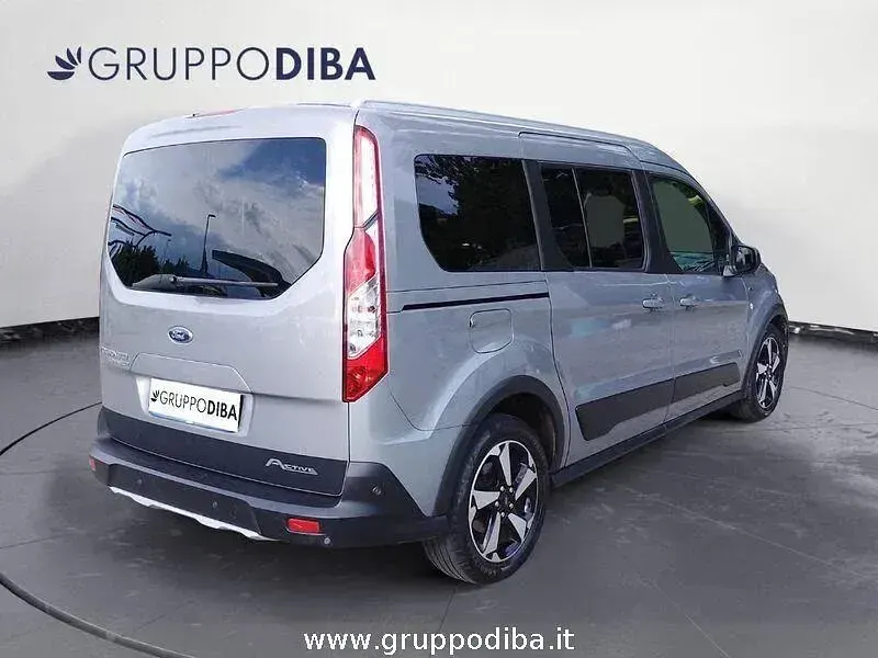 Usata Ford Tourneo Active 120 CV (88 kW) 2022 Grigio Furgone