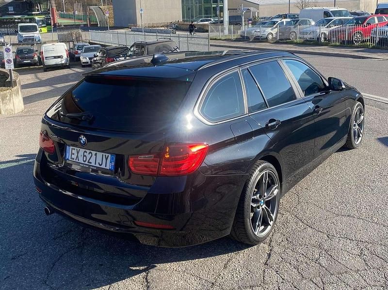 Usata BMW 320 184 CV (135 kW) 2013 Nero Station wagon