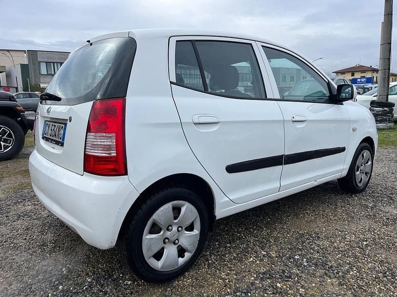 Usata Kia Picanto Spirit 65 CV (47 kW) 2005 Bianco Utilitaria