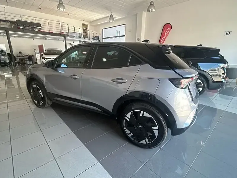 Nuova Opel Mokka-e 114 kW (156 CV) 2025 SUV