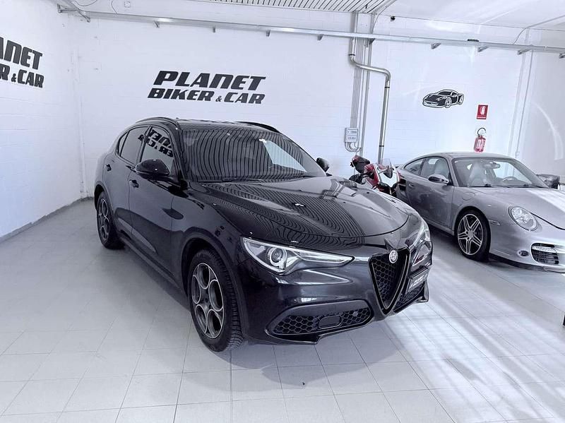 Usata Alfa Romeo Stelvio Sprint 190 CV (139 kW) 2020 Nero SUV