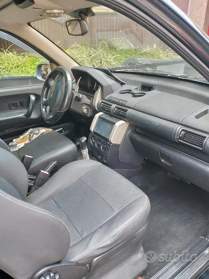 Usata Land Rover Freelander 111 CV (81 kW) 2003 Nero SUV