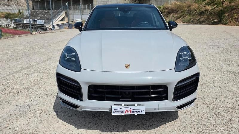 Usata Porsche Cayenne 340 CV (250 kW) 2020 Grigio SUV