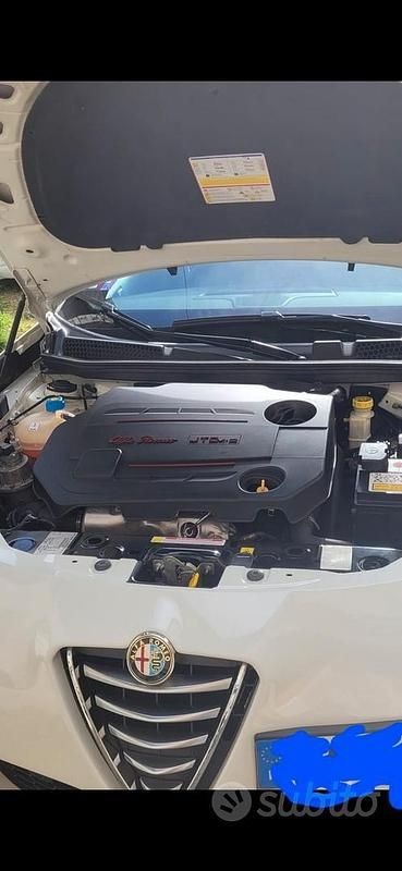 Usata Alfa Romeo Giulietta 2016 Bianco Utilitaria