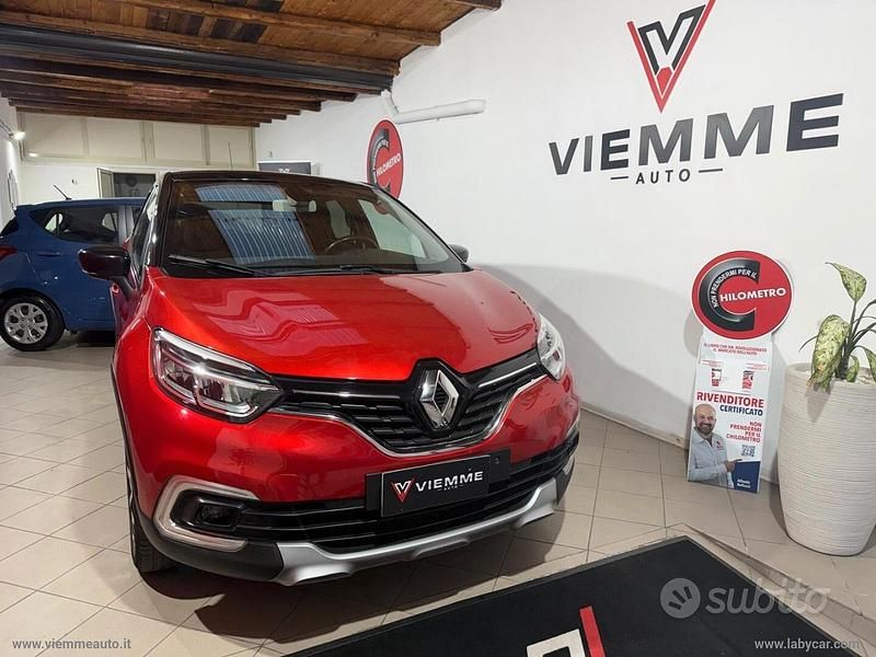 Usata Renault Captur Bose Edition 90 CV (66 kW) 2018 Rosso SUV