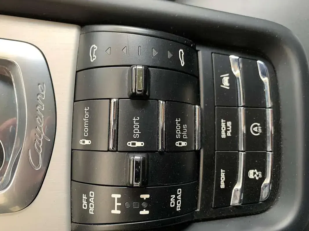 Usata Porsche Cayenne 519 CV (381 kW) 2015 Nero SUV