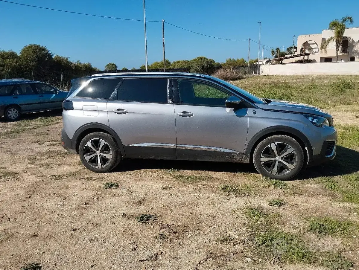 Usata Peugeot 5008 Crossway 131 CV (96 kW) 2018 Grigio SUV