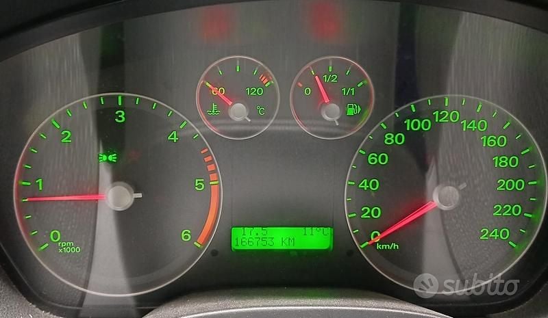 Usata Ford Focus 110 CV (80 kW) 2005 Berlina