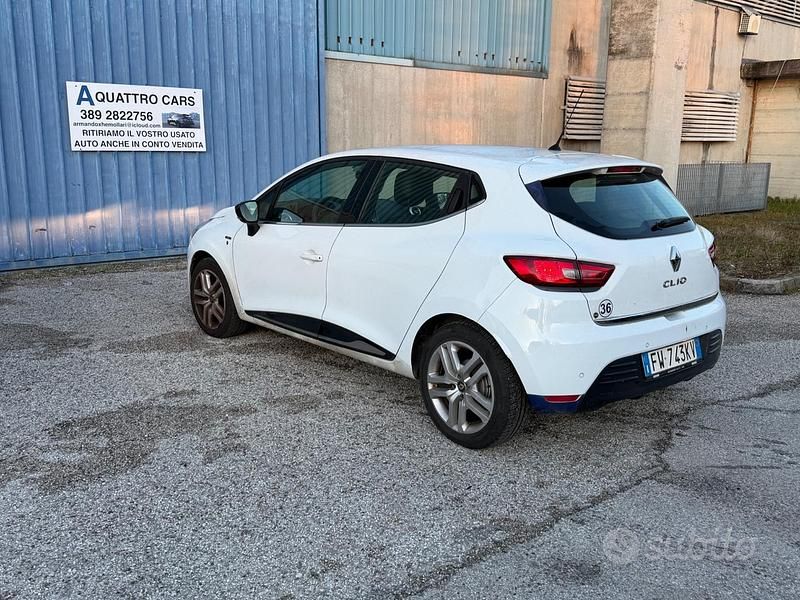 Usata Renault Clio IV Life 90 CV (66 kW) 2019 Bianco Berlina