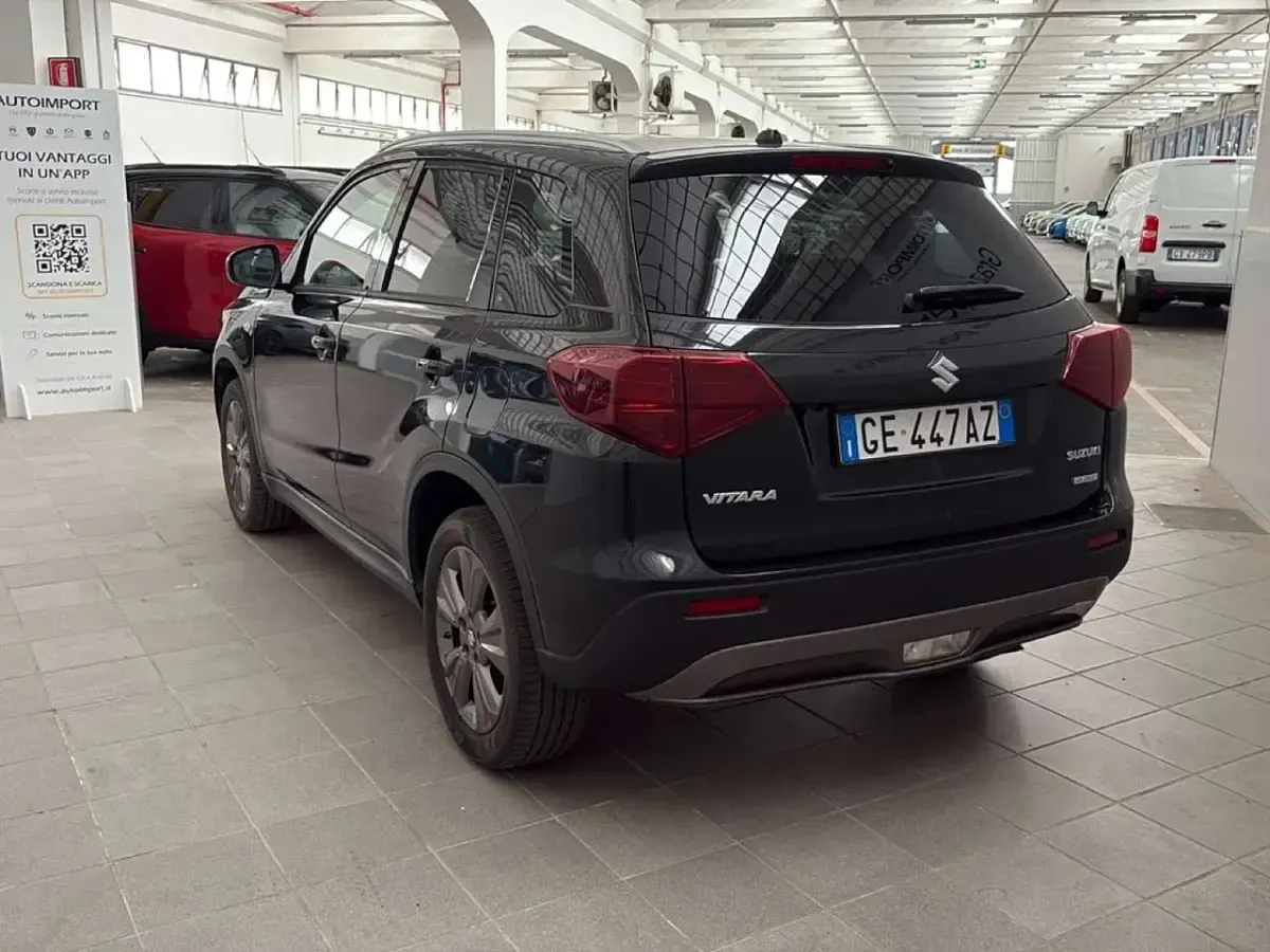Usata Suzuki Vitara Cool 129 CV (94 kW) 2020 Nero SUV