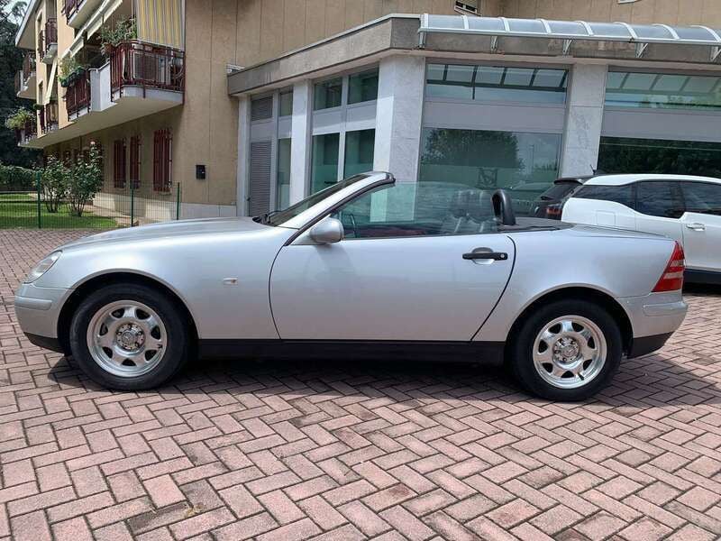Argento Usata 1999 Mercedes SLK200 Cabrio | 7900 € (Ottimo prezzo) - Immagine 1/4