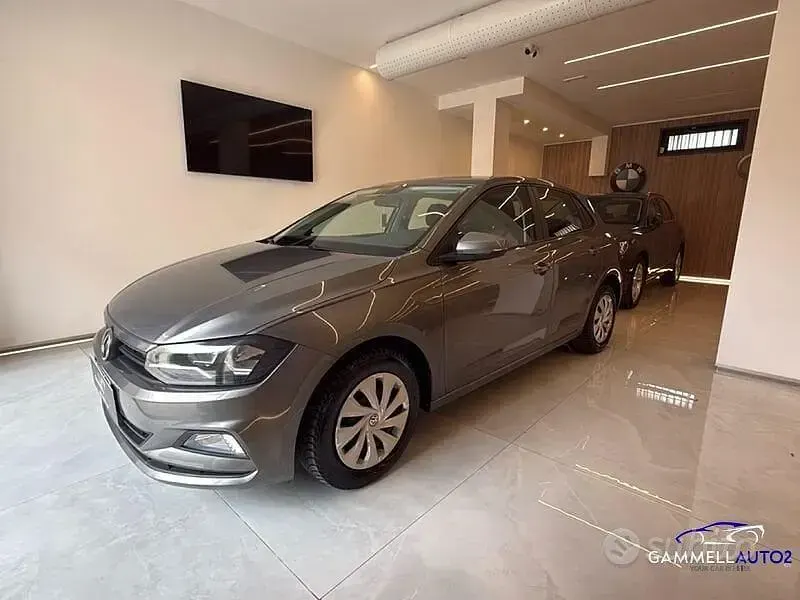 Usata VW Polo Trendline 80 CV (58 kW) 2019 Grigio Utilitaria