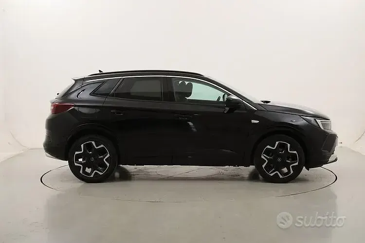 Usata Opel Grandland X Ultimate 131 CV (96 kW) 2024 Nero SUV