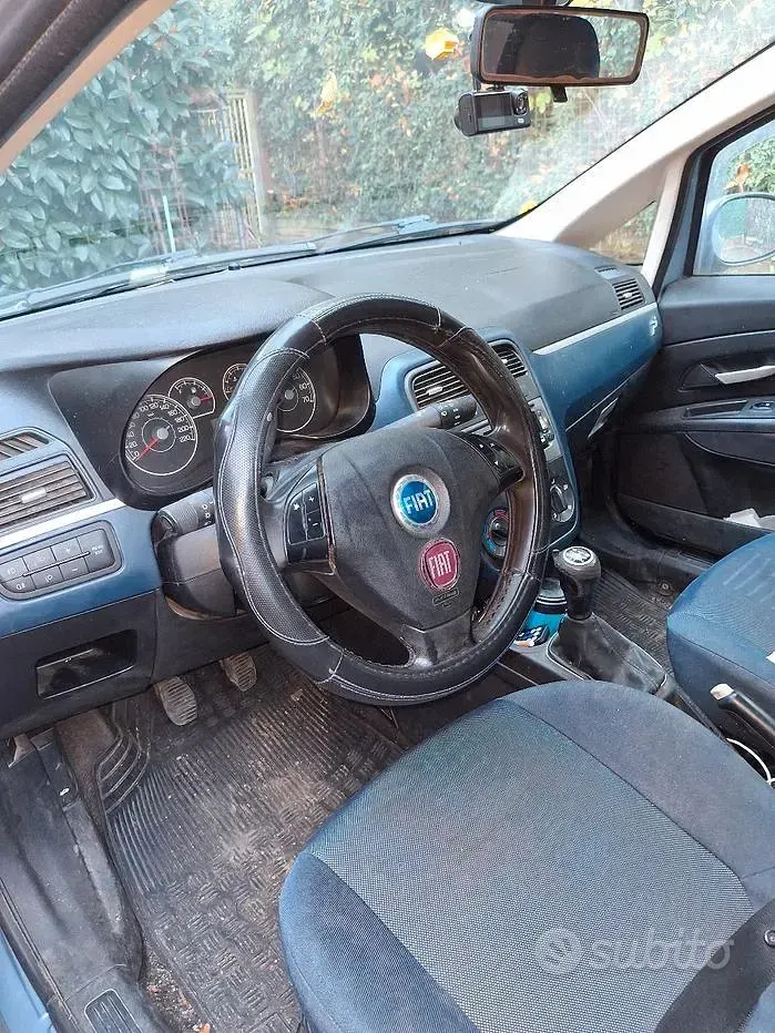 Usata Fiat Grande Punto 65 CV (47 kW) 2007 Blu Utilitaria
