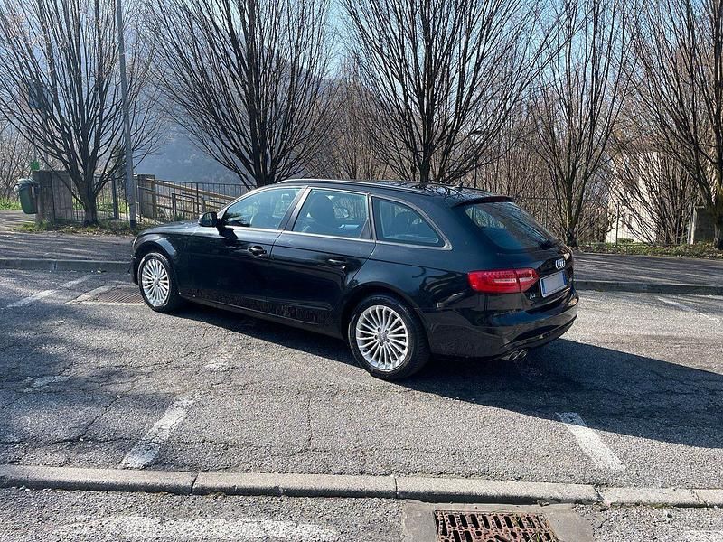 Usata Audi A4 150 CV (110 kW) 2014 Nero Station wagon