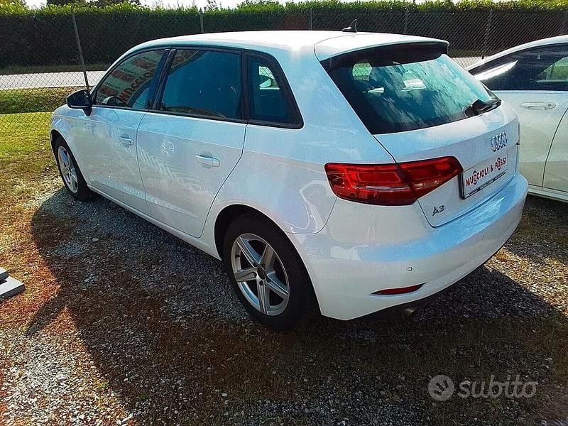 Usata Audi A3 Business 150 CV (110 kW) 2020 Bianco Berlina