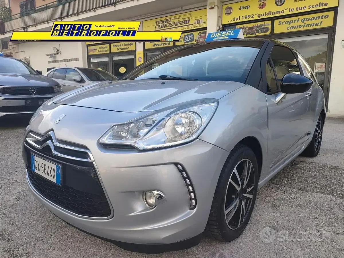Usata DS Automobiles DS3 So Chic 68 CV (50 kW) 2014 Coupé