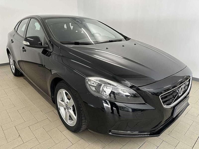 Usata Volvo V40 114 CV (83 kW) 2015 Nero (019) Station wagon