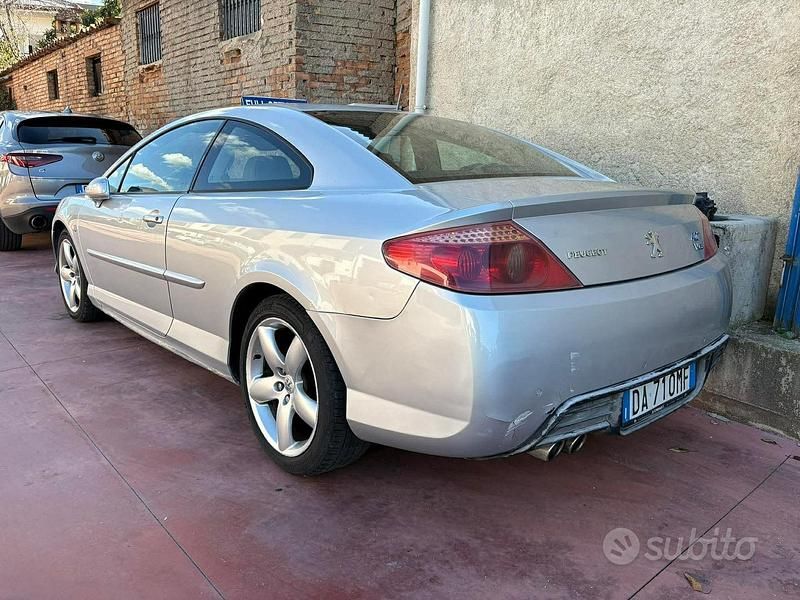 Usata Peugeot 407 Coupe 204 CV (150 kW) 2006 Grigio Coupé