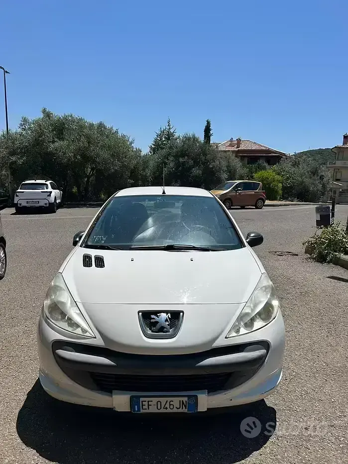 Usata Peugeot 206 60 CV (44 kW) 2010 Bianco Berlina