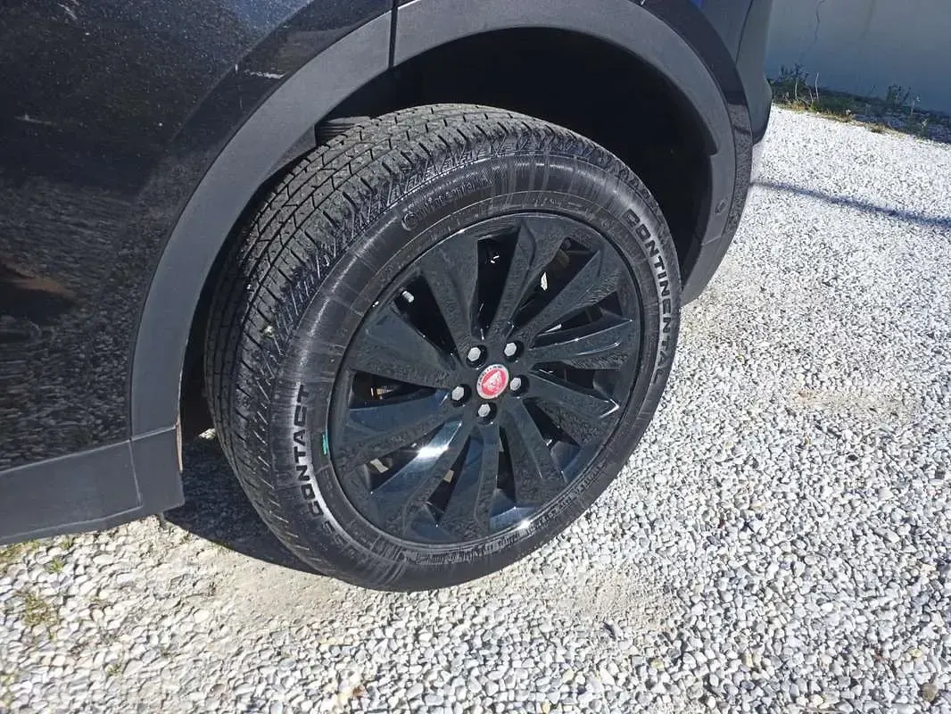 Usata Jaguar E-Pace R-Dynamic 179 CV (131 kW) 2018 Nero SUV