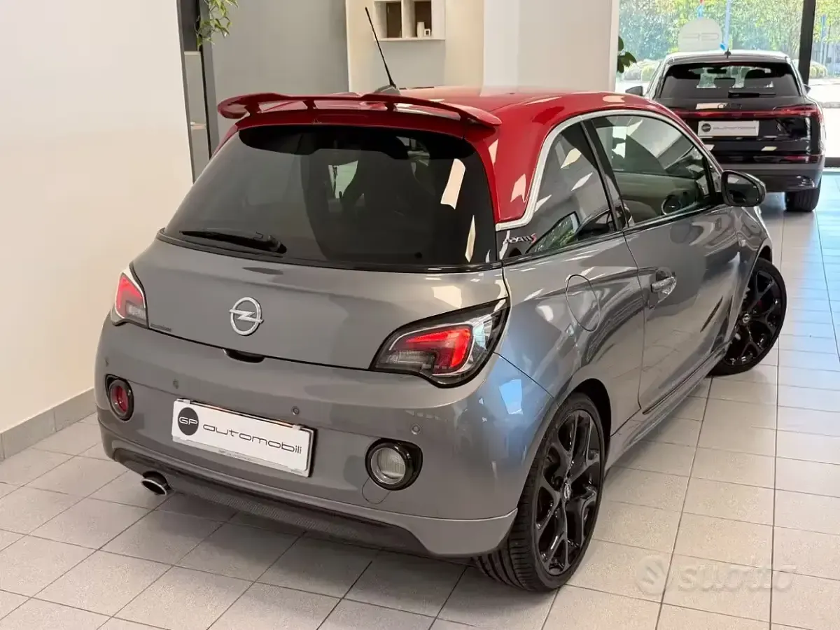 Usata Opel Adam S 150 CV (110 kW) 2017 Grigio Utilitaria