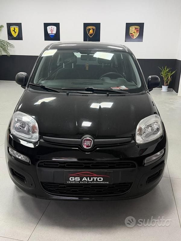 Usata Fiat Panda Pop 69 CV (50 kW) 2017 Nero Utilitaria