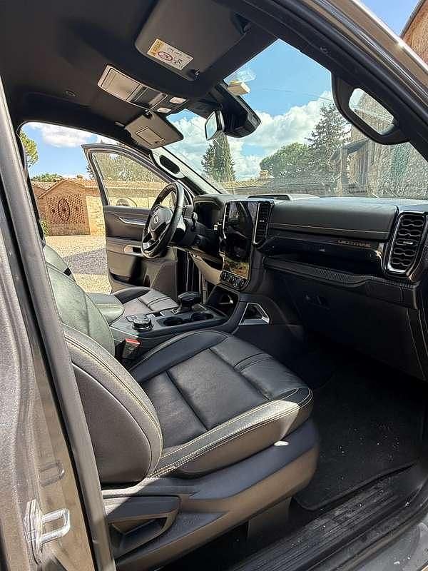 Usata Ford Ranger Wildtrack 241 CV (177 kW) 2023 Grigio Pick-up