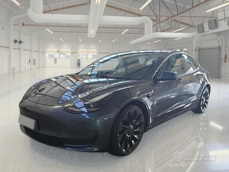 Usata Tesla Model 3 Performance 461 kW (627 CV) 2021 Grigio Berlina