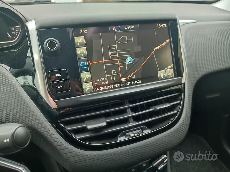 Usata Peugeot 208 Allure 75 CV (55 kW) 2016 Blu Utilitaria