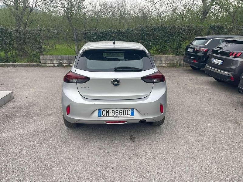 Usata Opel Corsa Edition 101 CV (74 kW) 2022 Argento Utilitaria