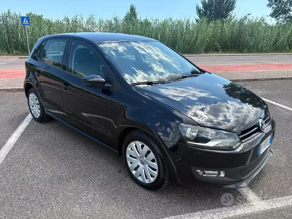 Usata VW Polo 75 CV (55 kW) 2014 Nero Berlina