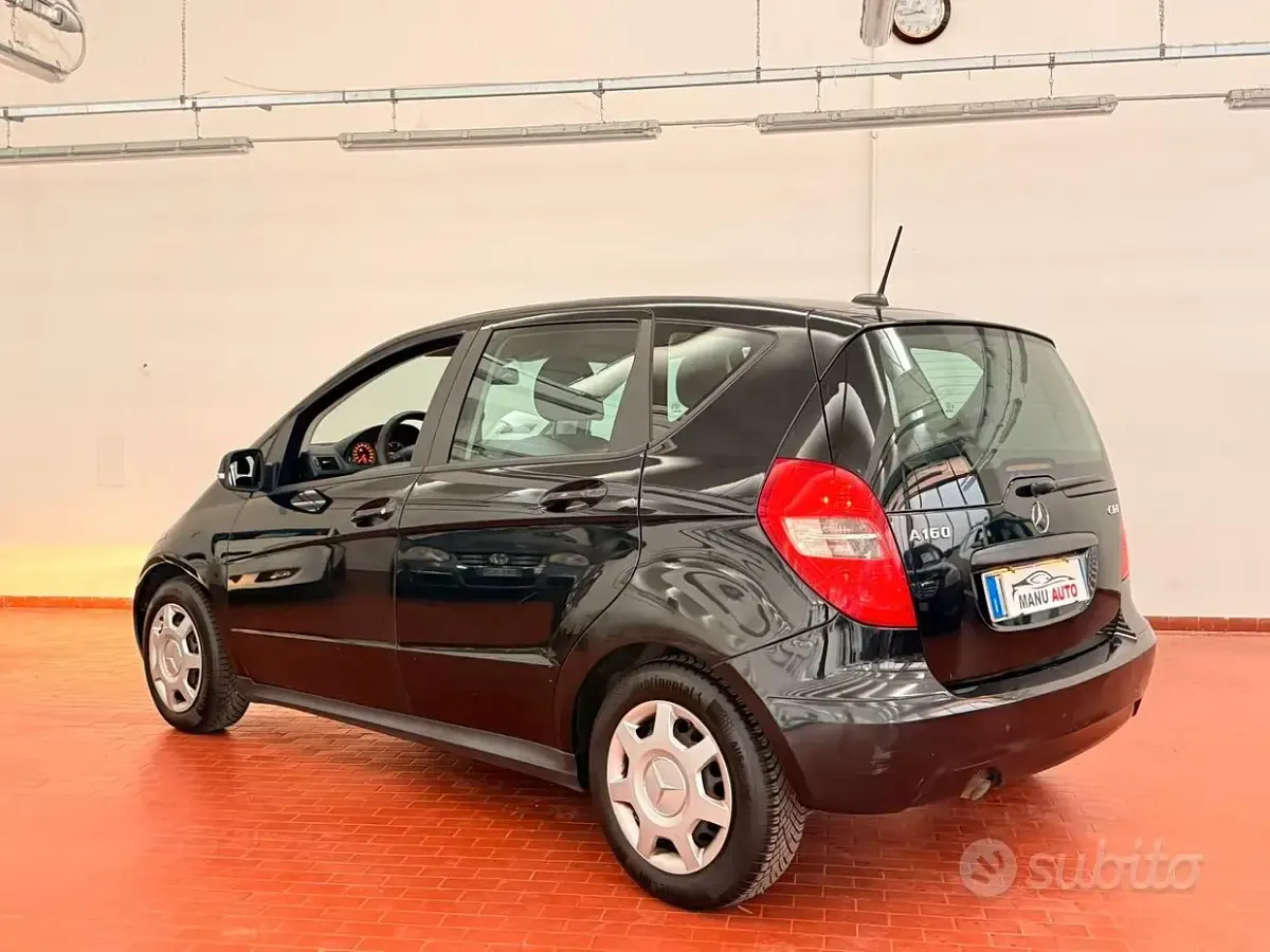 Usata Mercedes A160 Elegance 82 CV (60 kW) 2010 Nero Berlina