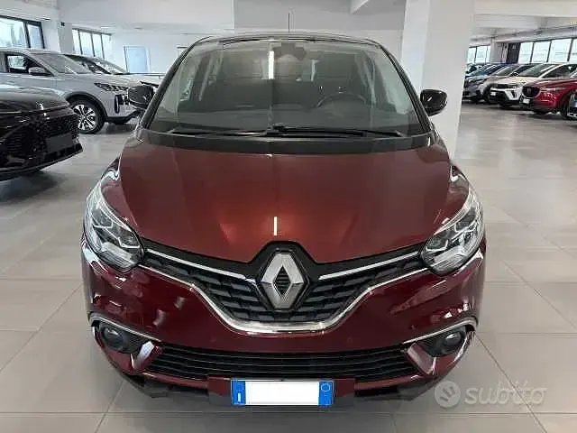 Usata Renault Scénic IV Bose Edition 110 CV (80 kW) 2017 Rosso Monovolume