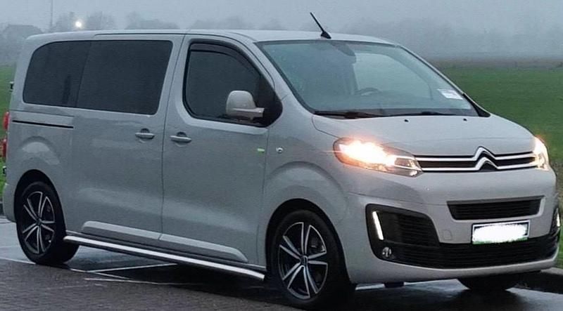 Beige Usata 2016 Citroën Jumpy Monovolume | 11.900 € (Buon prezzo) - Immagine 1/3