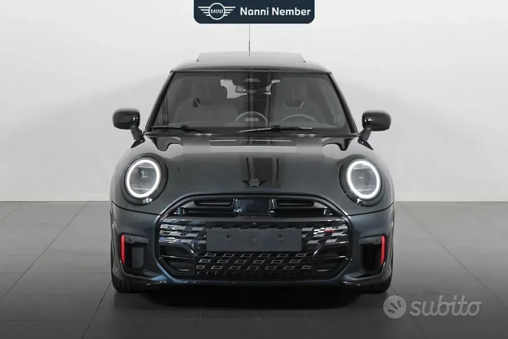 Nuova Mini John Cooper Works 231 CV (169 kW) 2026 Grigio Utilitaria