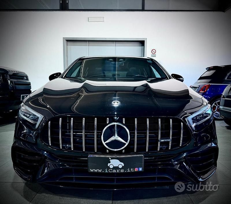 Begagnad Mercedes A45 AMG Premium Plus 421 HK (309 kW) 2021 Svart Sedan