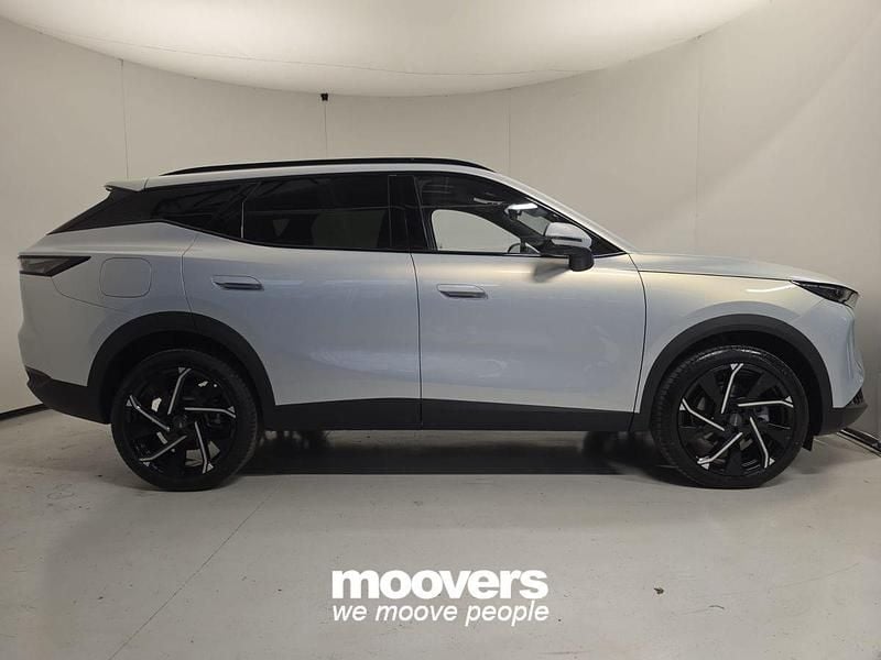 Nuova Omoda 7 143 CV (105 kW) 2026 Moonlight silver SUV