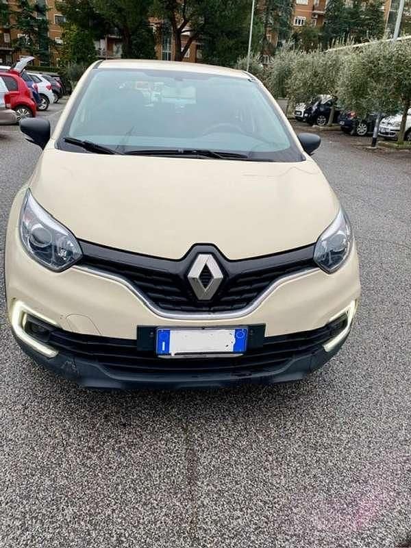 Usata Renault Captur Life 90 CV (66 kW) 2017 Bianco SUV
