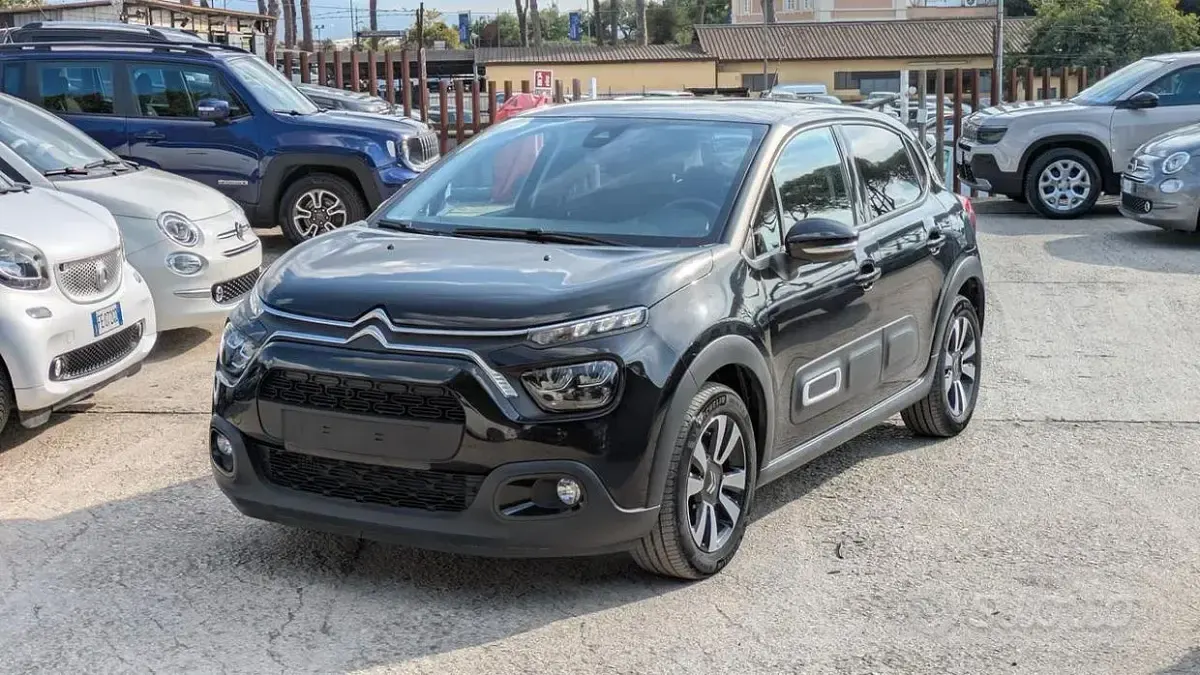 Usata Citroën C3 PureTech 110 CV (80 kW) 2024 Nero Berlina