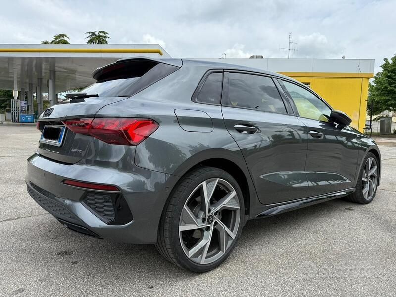 Usata Audi A3 S-Line 200 CV (147 kW) 2024 Grigio Utilitaria