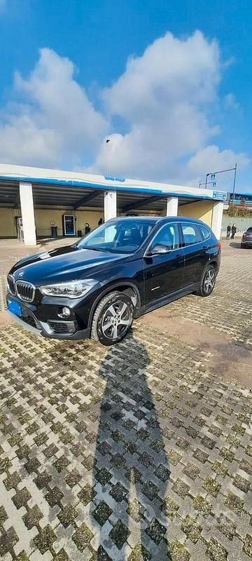 Usata BMW X1 150 CV (110 kW) 2016 Nero SUV