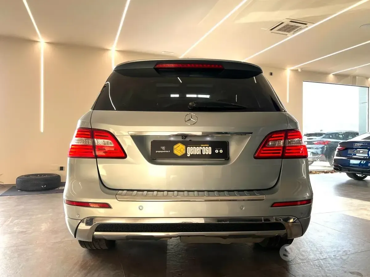 Usata Mercedes ML350 Premium 258 CV (189 kW) 2014 Grigio SUV