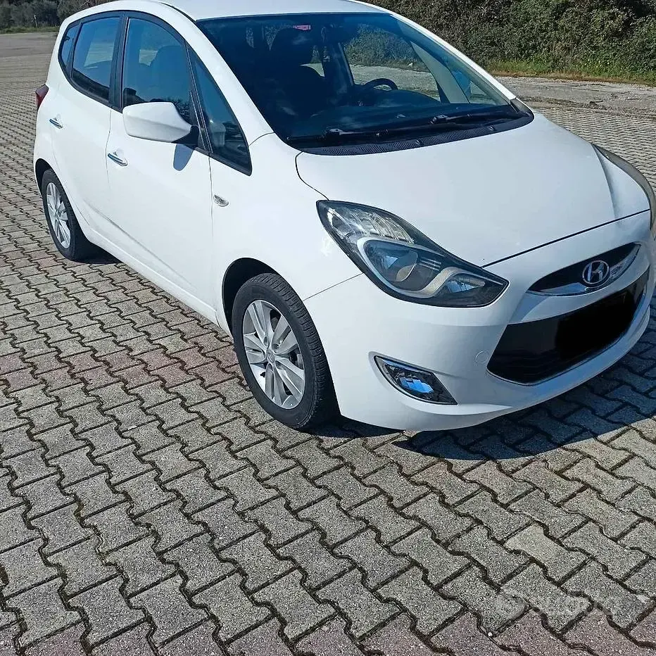 Usata Hyundai ix20 90 CV (66 kW) 2012 Bianco Utilitaria