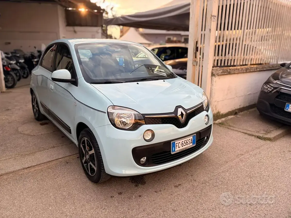Usata Renault Twingo 90 CV (66 kW) 2016 Blu Utilitaria