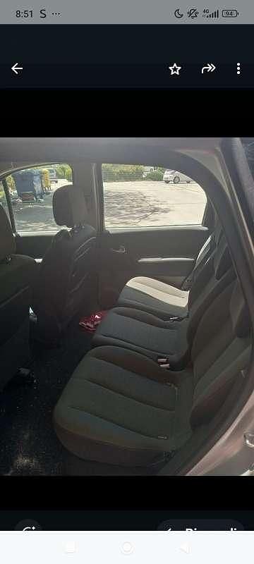 Usata Renault Scénic II LIMITED 106 CV (77 kW) 2007 Monovolume