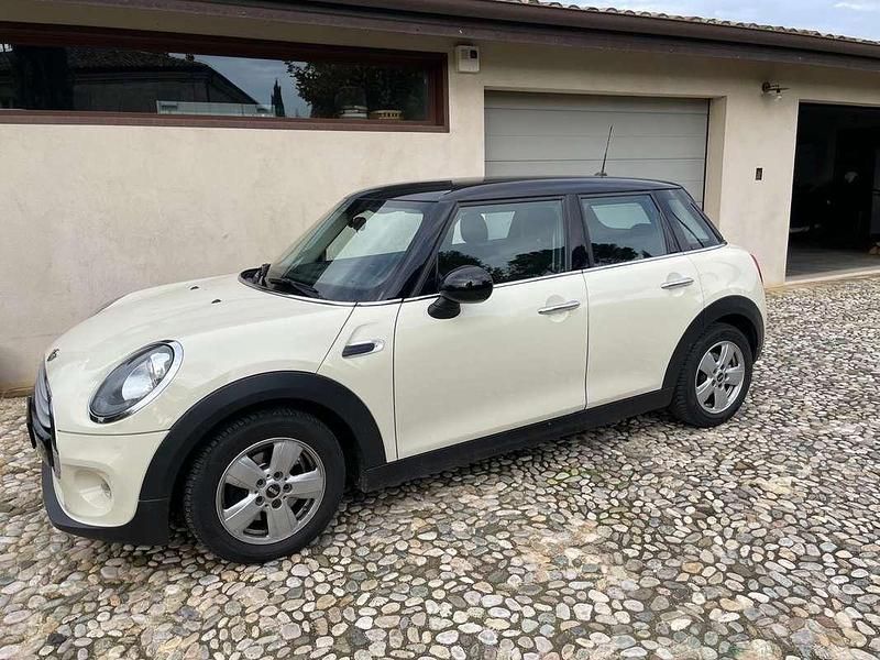 Usata Mini Cooper 136 CV (100 kW) 2015 Utilitaria