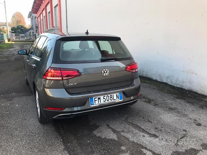 Usata VW Golf VII 115 CV (84 kW) 2018 Grigio Berlina