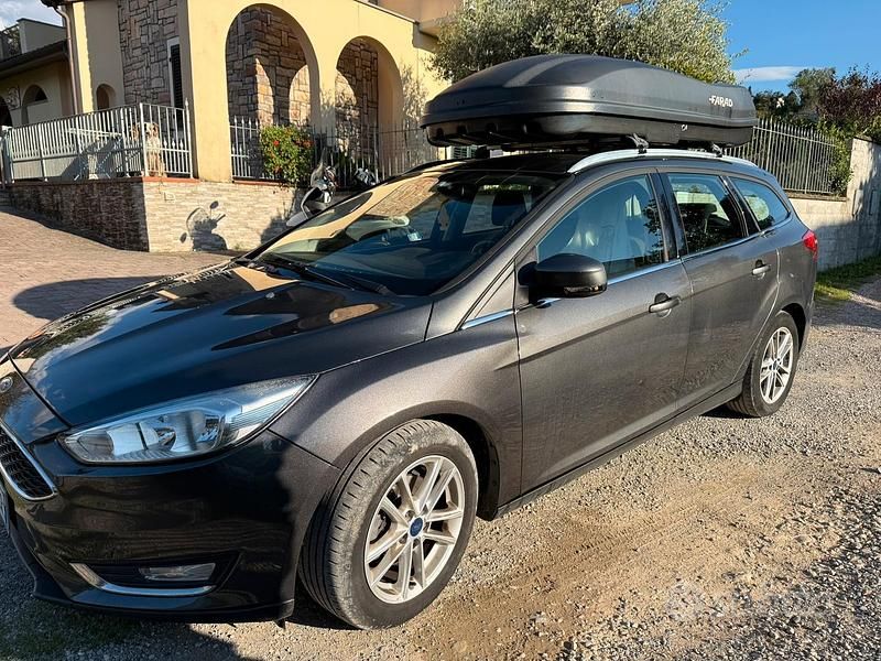 Usata Ford Focus Business Edition 120 CV (88 kW) 2017 Grigio Station wagon